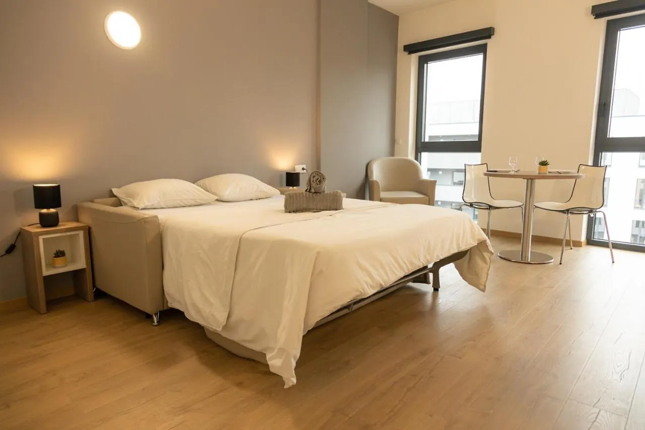 Appartement Modern Chic Immaculate Studio Near City Center Belval à Esch-Sur-Alzette